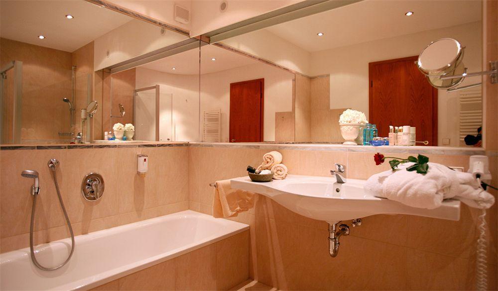 Traube Revital 4* Wurmlingen